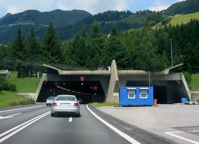 тунел22