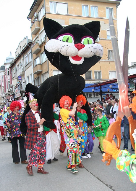 котка карнавал габрово